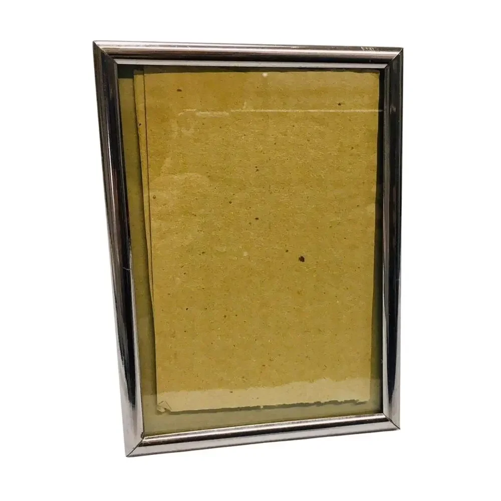 Classic Metal Picture Frame